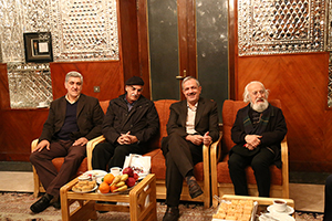 بازدید احمد مسجد جامعی از نمایشگاه