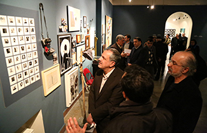 بازدید احمد مسجد جامعی از نمایشگاه