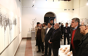 بازدید عباس آخوندی از نمایشگاه