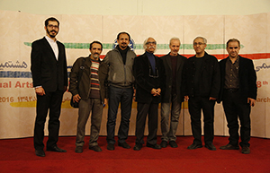 هنرمندان روی فرش قرمز اختتامیه