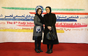 هنرمندان روی فرش قرمز اختتامیه
